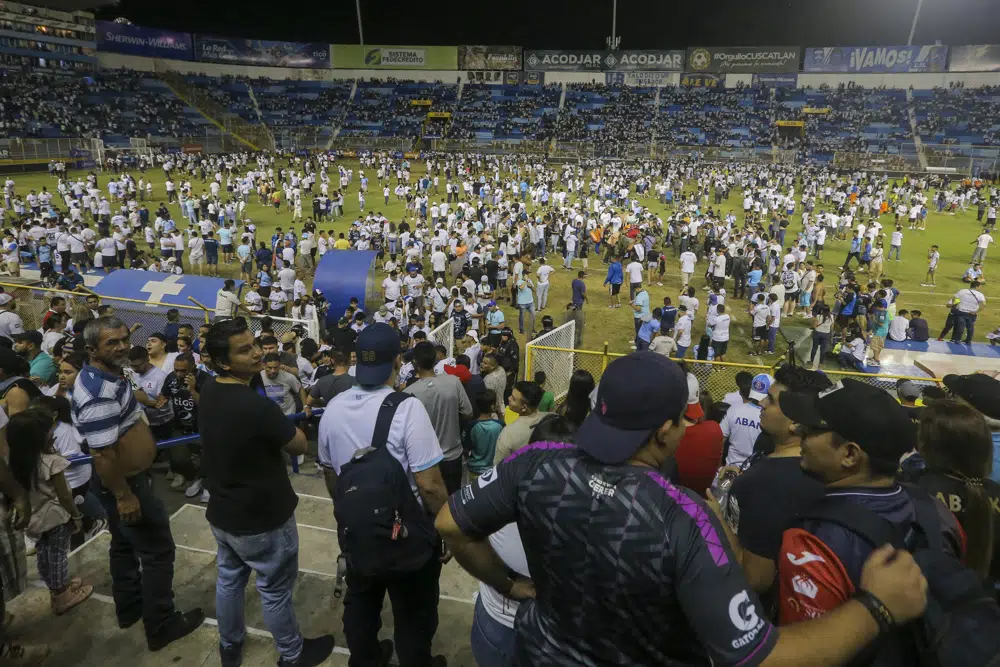 Nëntë të vdekur nga trazirat në stadiumin e El Salvadorit