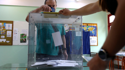 Sot po mbahen zgjedhjet parlamentare në Greqi