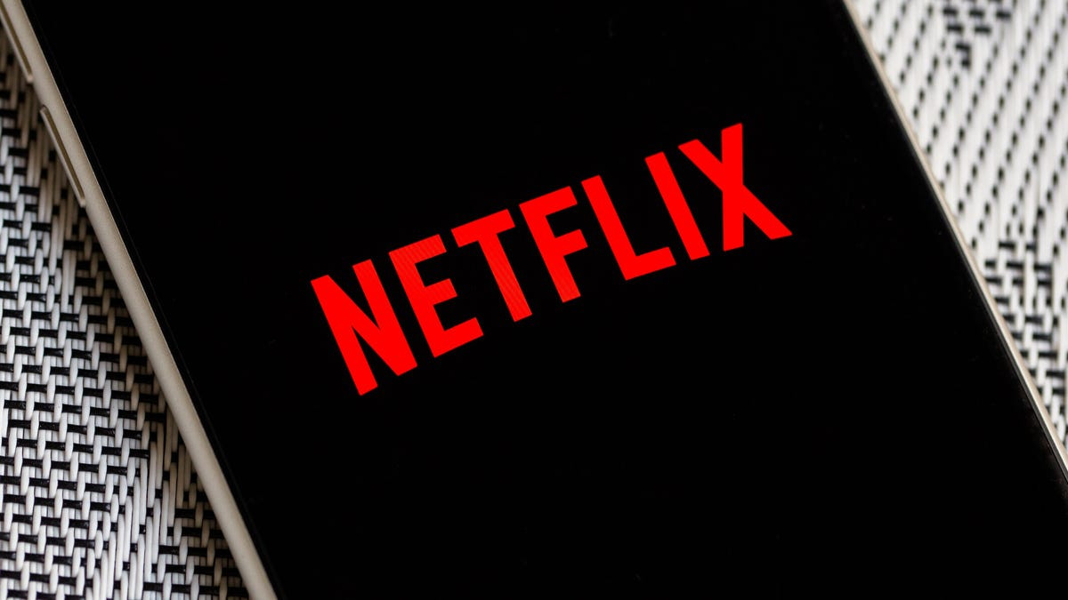 Netflixi paditet për mbledhje të dhënash dhe krijim varësie te përdoruesit