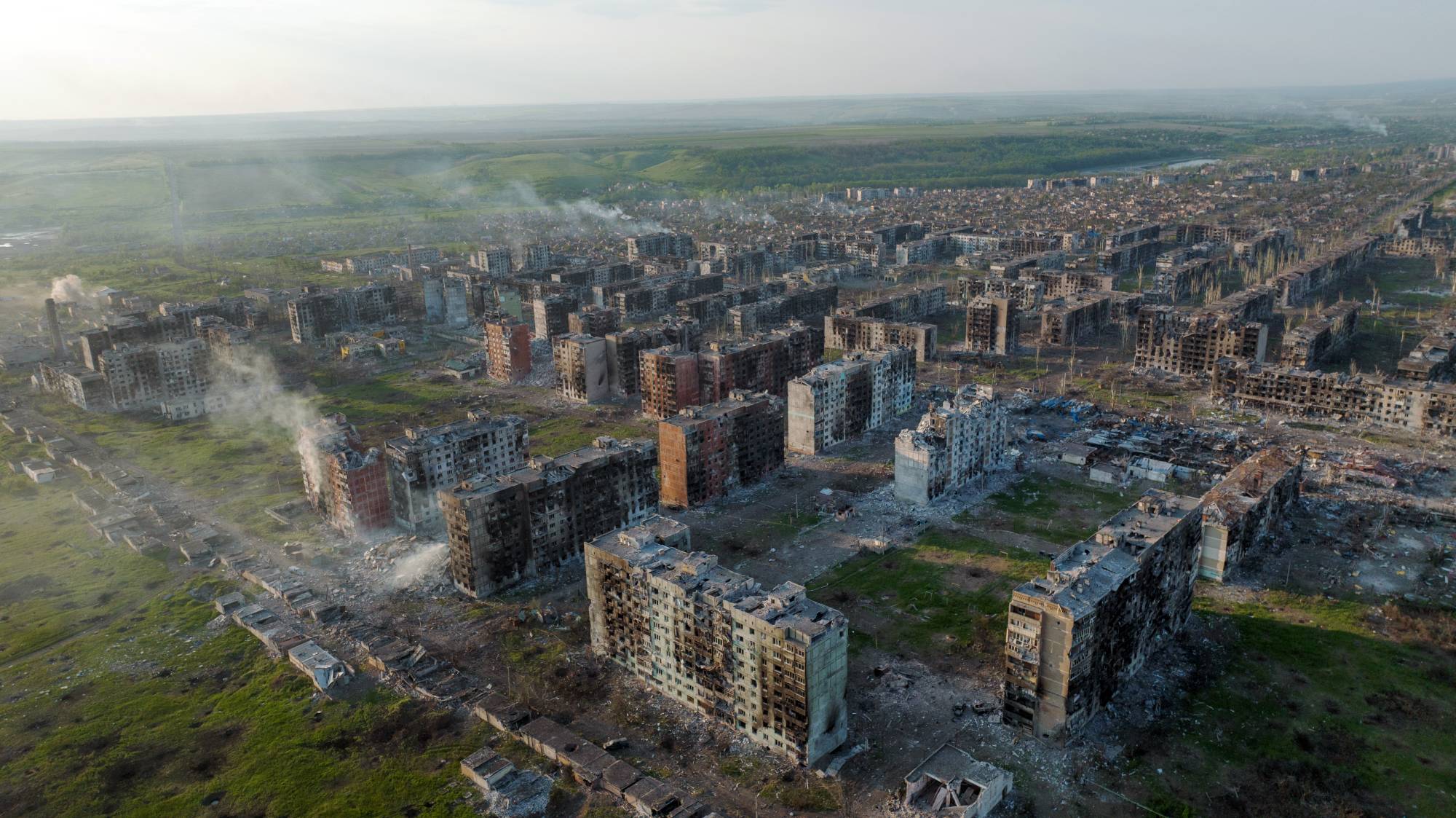 Rusia kryen sulme të reja në Bakhmut dhe Kharkiv