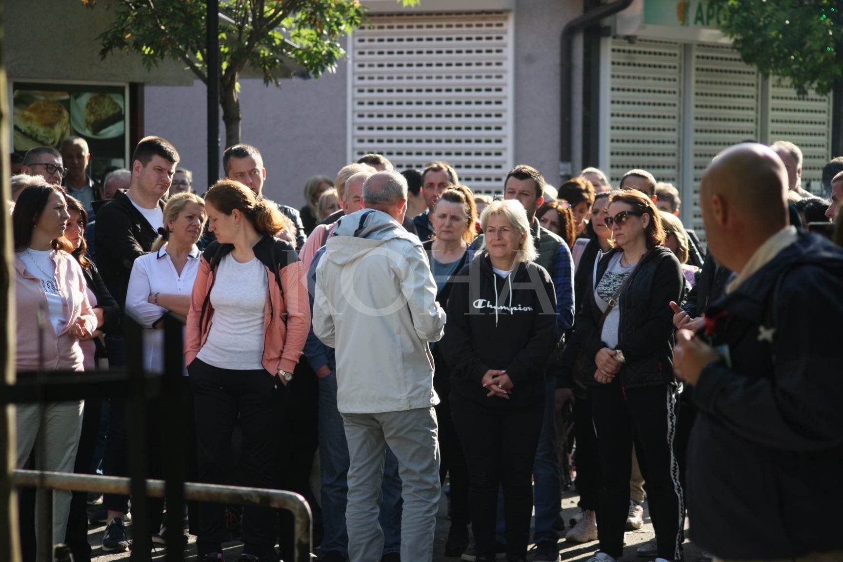 Lista Serbe gjen një “motiv” shtesë për të vazhduar protestat në veri