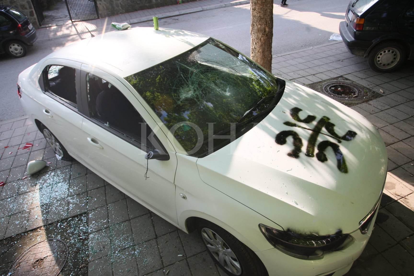 Policia: Grupet kriminale në Leposaviq sulmuan gazetarët