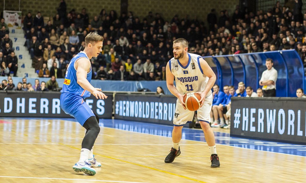 Basketboll, Kosova luan në Prizren me Zvicrën e Danimarkën