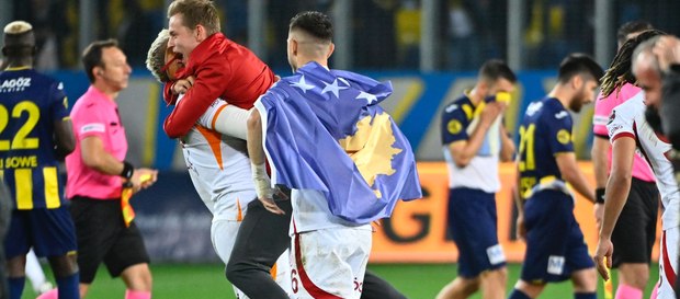 Rashica i gëzohet suksesit me Galatasarayn
