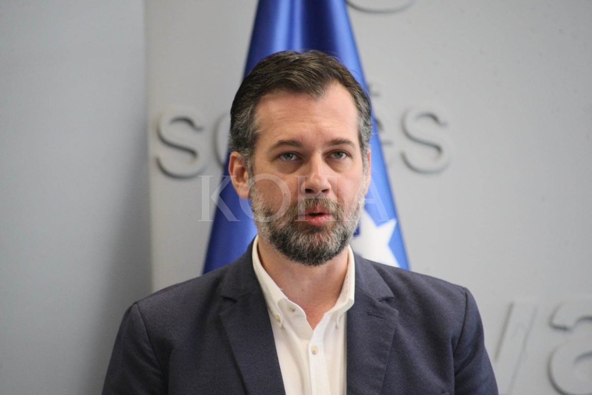 Çeku për djegien e monumentit në Mitrovicë: Gjest barbar, shtëpia do t’i përkasë vetëm kulturës