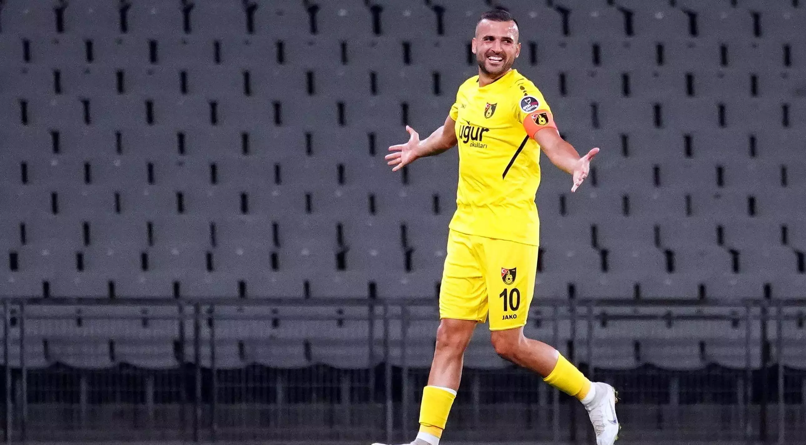 Goli e asistimi i Rrocës nuk i mjaftojnë Istanbulsporit