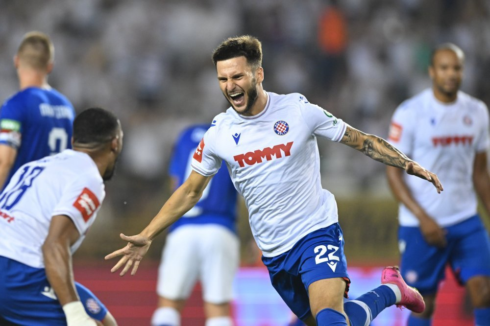 Dajaku scores the first goal for Hajduk Split 