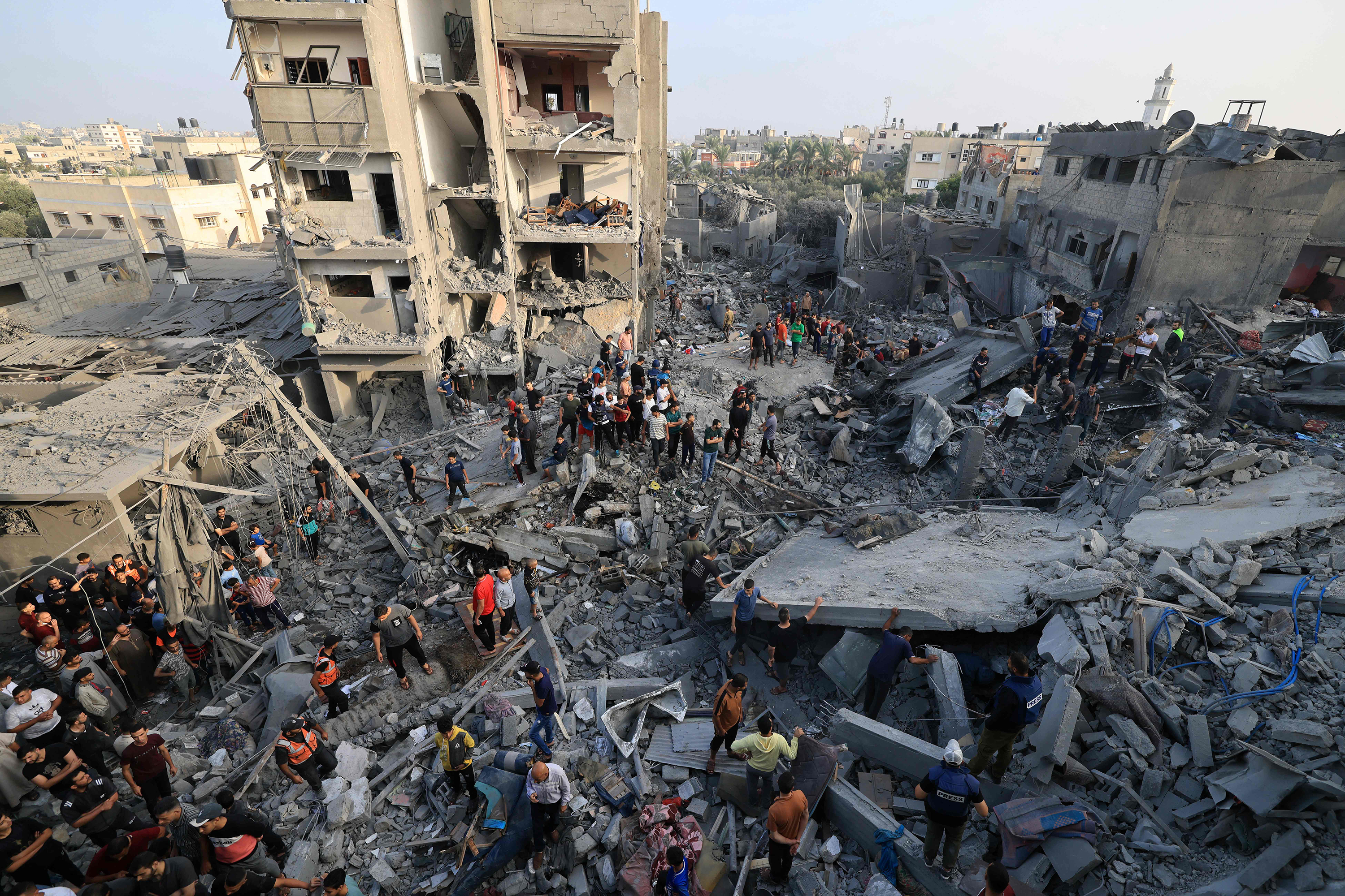 Të paktën 33 të vdekur nga sulmi izraelit në kampin e refugjatëve Maghazi në Gaza