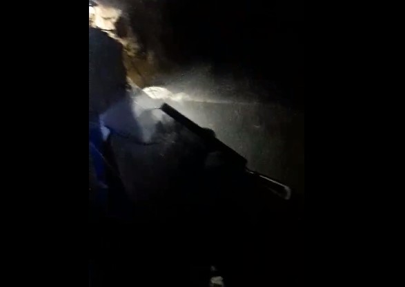 Nga shembja e dheut dëmtohet gypi i ujit në rrugën “Kaçaniku” në Prishtinë