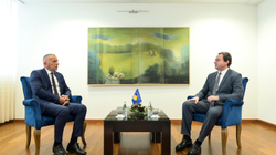 Kurti e kandidatët shqiptarë për deputetë në Serbi: Një listë e përbashkët, përfaqësim më i mirë