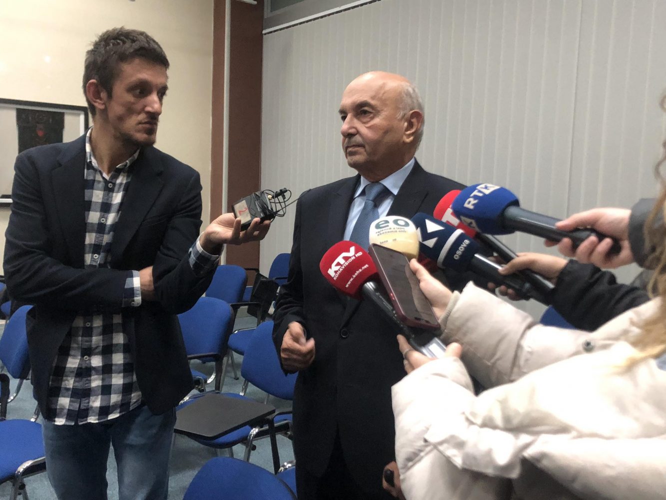 Mustafa: S’i besoj LDK-së që s’e ka parë draftin e Asociacionit, çdo plotësim të dërgohet në Kushtetuese