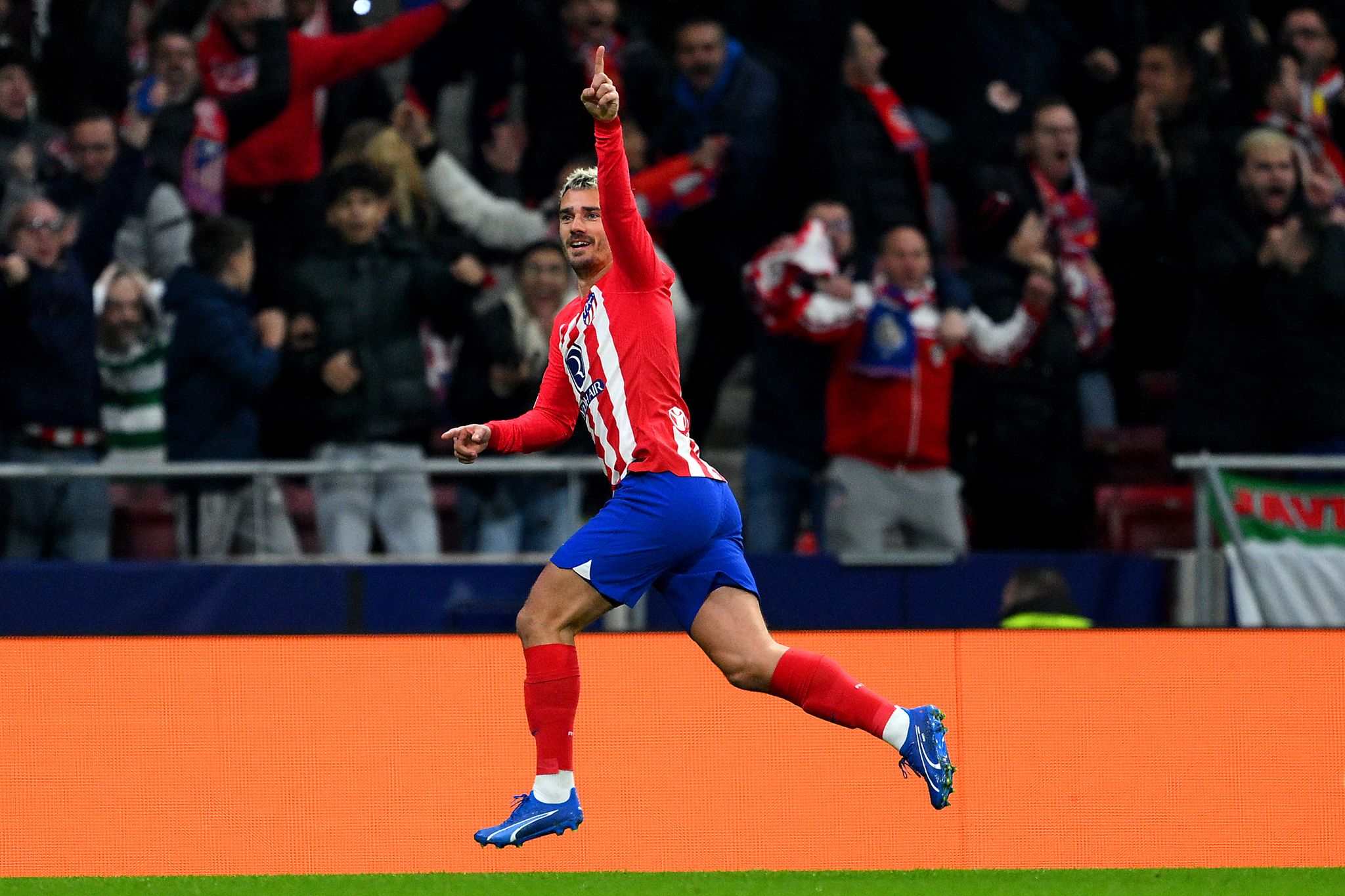 Griezmann me kontratë të re tek Atletico