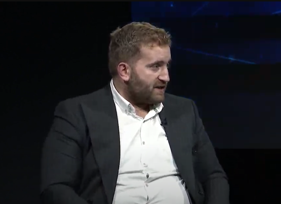 Shala fajëson Qeverinë: Kosova ende s’ka strategji kombëtare për parandalimin e korrupsionit