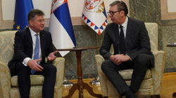 Lajçaku e Vuçiqi flasin për zbatimin e Marrëveshjes bazë