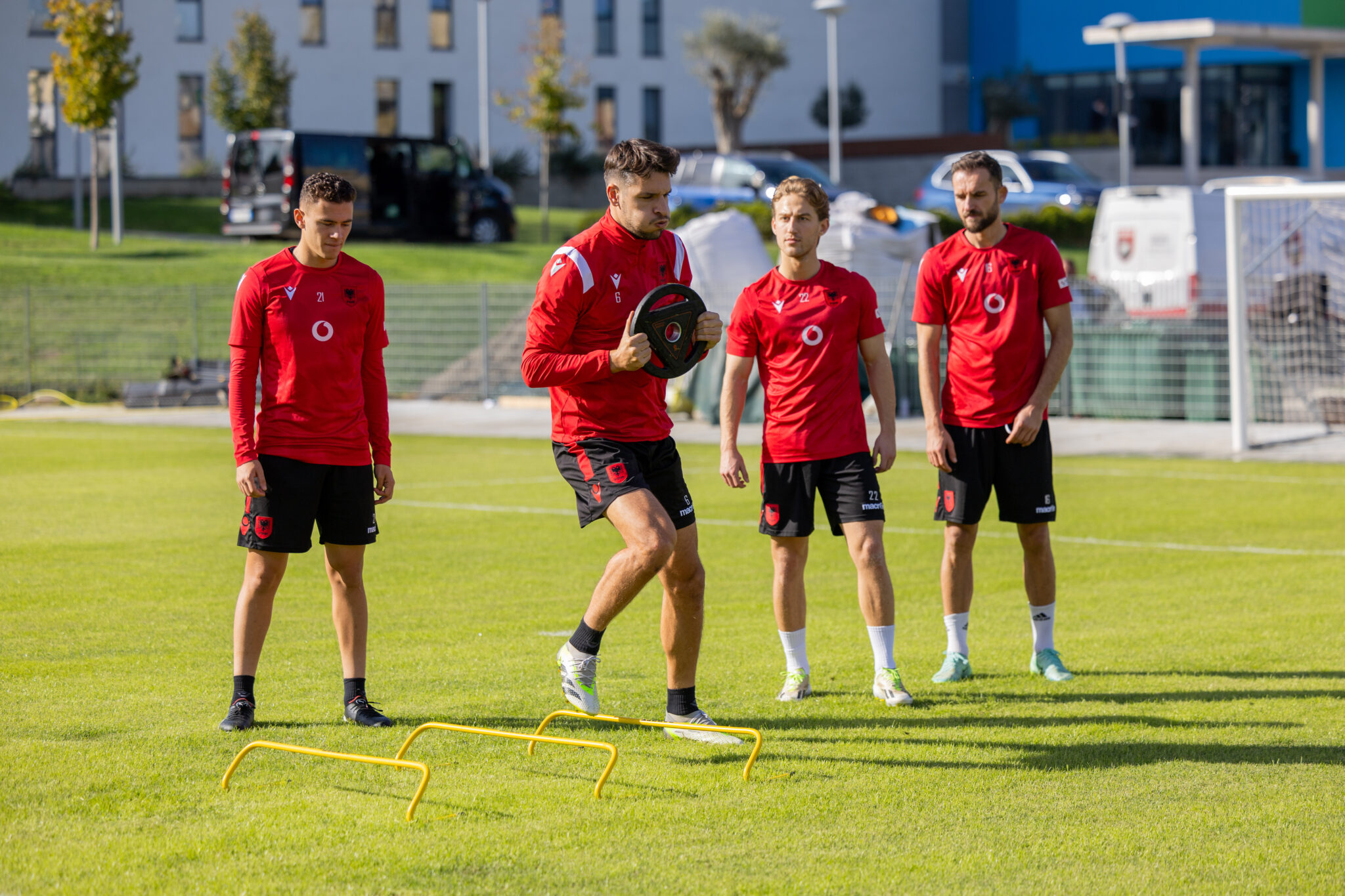 Kompletohet Shqipëria, Hysaj e Berisha vlerësojnë moldavët