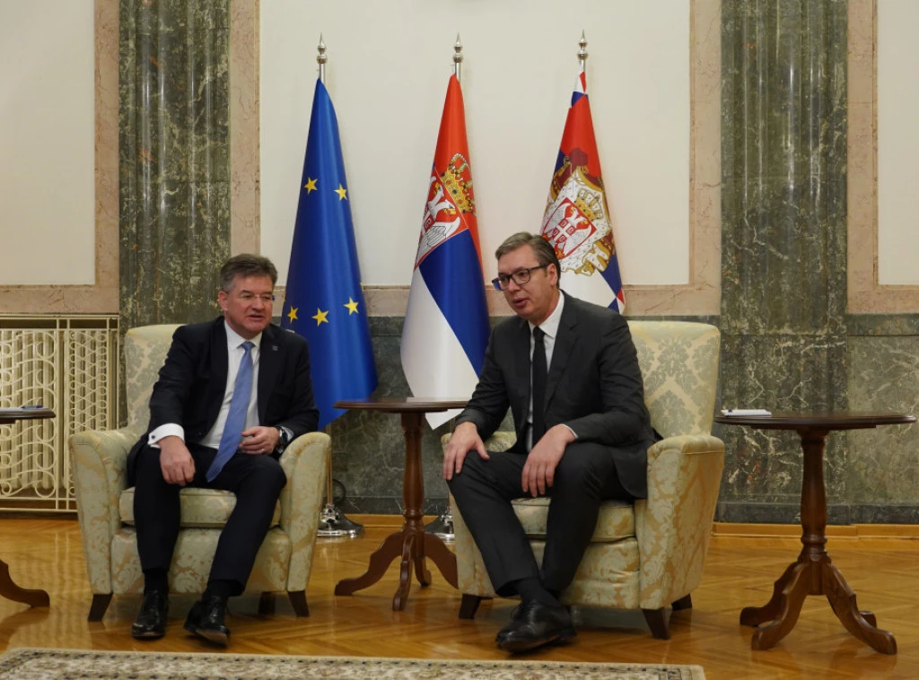 Vuçiq-Lajçakut: Serbia e gatshme t’i respektojë nënshkrimet dhe dakordimet