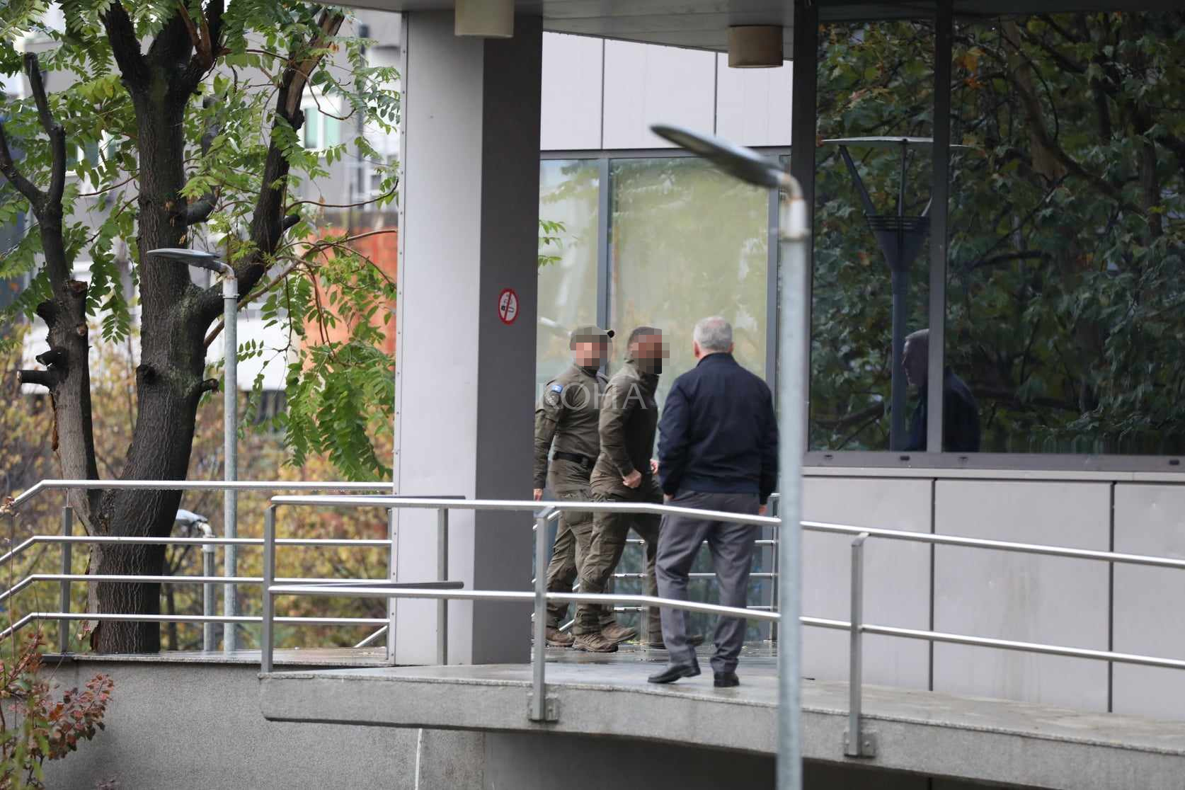 Kurti sot takohet me Njësinë Speciale Intervenuese