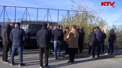 Prindërit në protestë - s’u morën masa ndaj mësimdhënësit që u raportua për ngacmim seksual