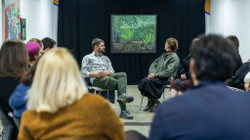 “Stitching Stories” si homazh për gratë që s’u bënë artiste
