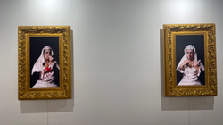 "Our sisters" bleed the painting of 1883 in the call against violence
