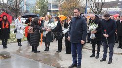 Konjufca dhe ministrat bëjnë homazhe te shtatorja “Heroinat”