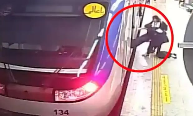 “Policia morale” e Iranit e bën për spital një 16-vjeçare, shkaku i hixhabit