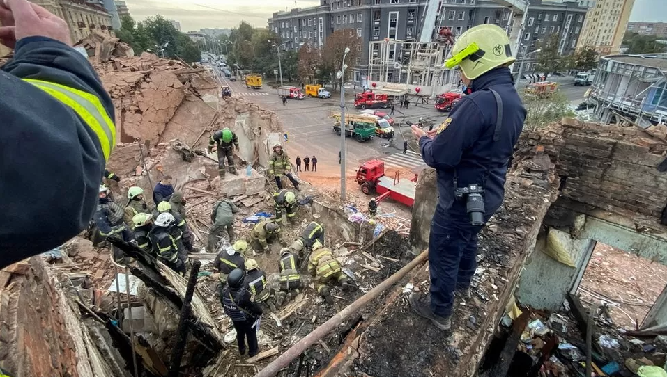 Të paktën 51 të vdekur nga sulmet ruse në fshatin Hroza në Ukrainë