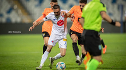 Gripshi kalon Ballkanin në epërsi