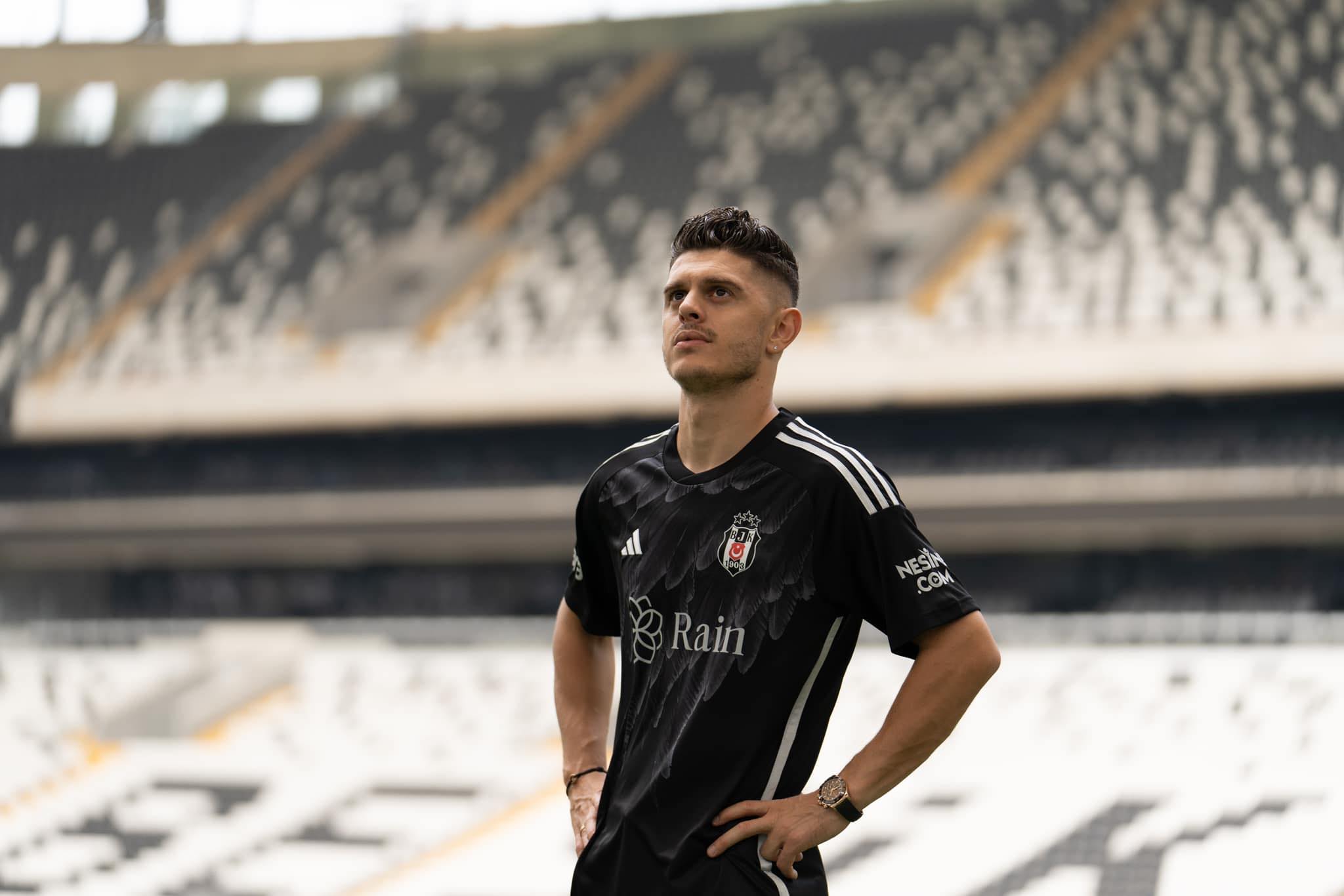 Beshiktashi fiton, Rashica mbetet në stol