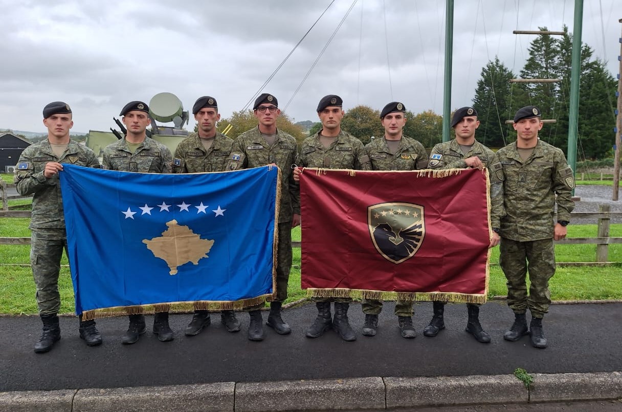 Ambasada britanike përgëzon 12 ushtarët e FSK-së që fituan medalje të bronztë në Angli