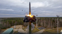 Rusia shqetëson Perëndimin me testimin e raketës bërthamore