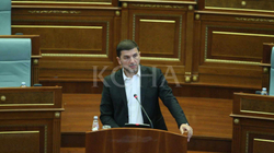 Kuvendi sot debaton për tekstet shkollore