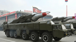 SHBA: Koreja e Veriut do ta paguaj shtrenjtë nëse i jep armë Rusisë