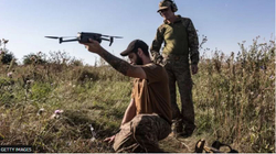 Betejë mes dronësh në frontin e luftës në Ukrainë