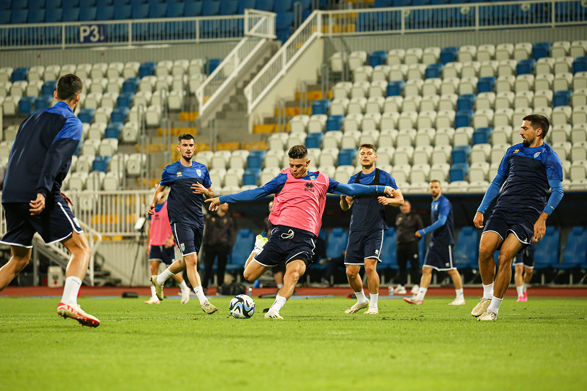 Formacionet zyrtare: Kosovë – Zvicër