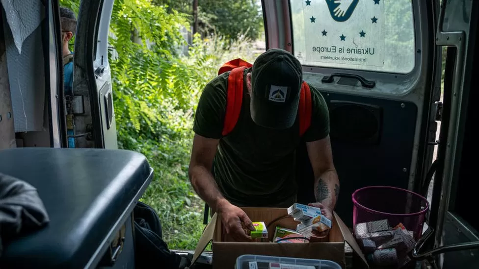 Dy punonjës të huajë humanitarë humbin jetën në një sulm rus në Ukrainë