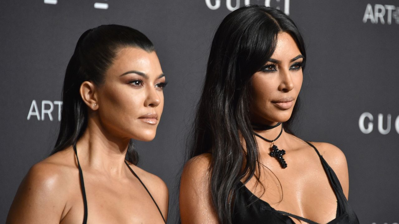 Zënkat mes motrave Kardashian, Kim dhe Kourtney, do të vazhdojnë edhe në sezonin e katërt