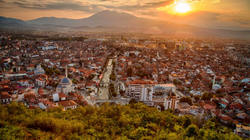 “E du Prizrenin” synon turistë, opozita kritikon
