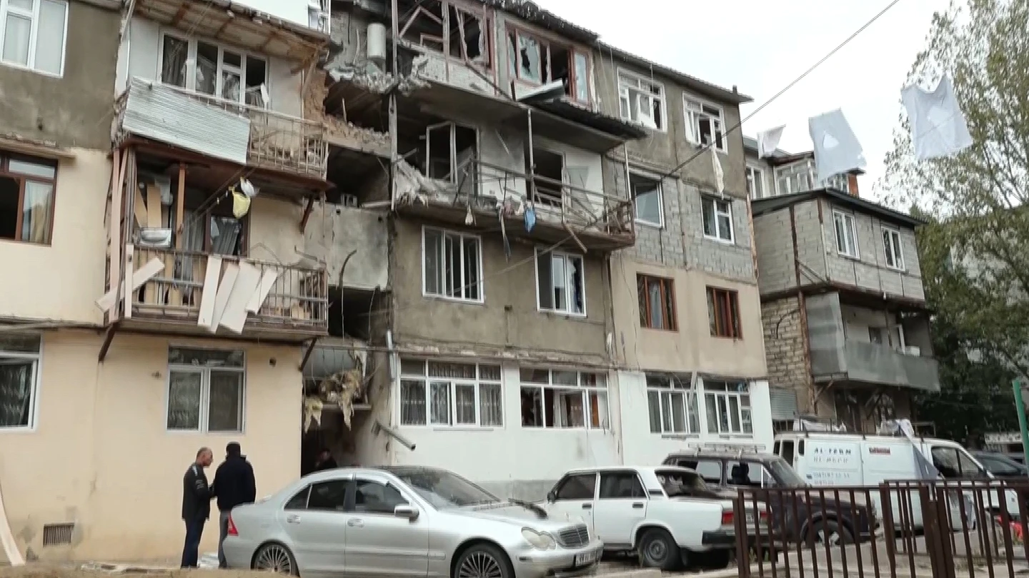 Azerbajxhani sulmon pozicionet armene në Nagorno Karabakh