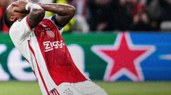 Ajaxi e Marseille barazojnë në ndeshjen dramatike