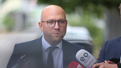 Sarrazin: E dënojmë fuqishëm sulmin terrorist ndaj Policisë së Kosovës