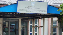 Klerikët fetarë kërkojnë lejeqëndrim, ende s’janë intervistuar nga Policia