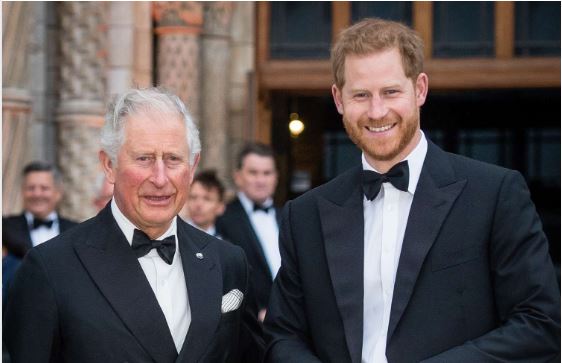 Pallati mbretëror mohon se mbreti Charls mund ta detyrojë Harryn të qëndrojë në Kensington