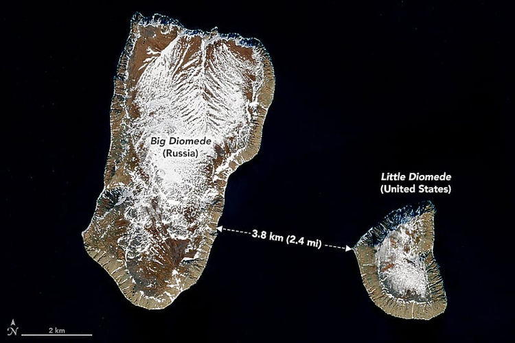 Two islands in two countries only five kilometers apart, but with a 20