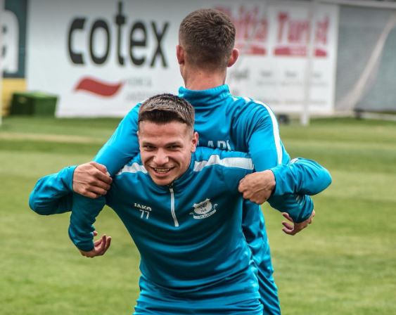 Futbollistët e llapit