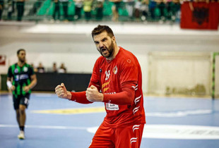 Hendboll - Besa Famgas