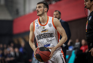 Basketboll, Altin Morina