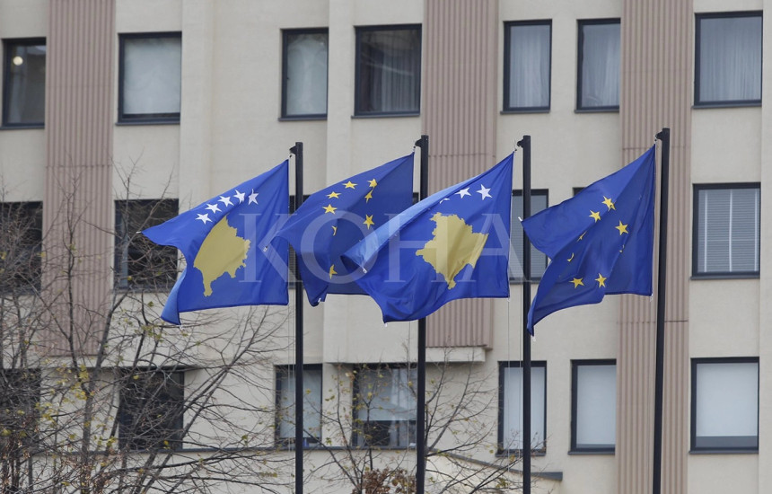 Flamuri i Kosovës dhe Bashkimit Evropian
