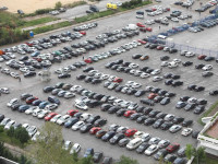 Parkingu pas Pallatit te Rinise