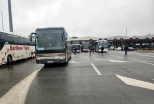 PIKËKALIMI ME KROACINË autobusët